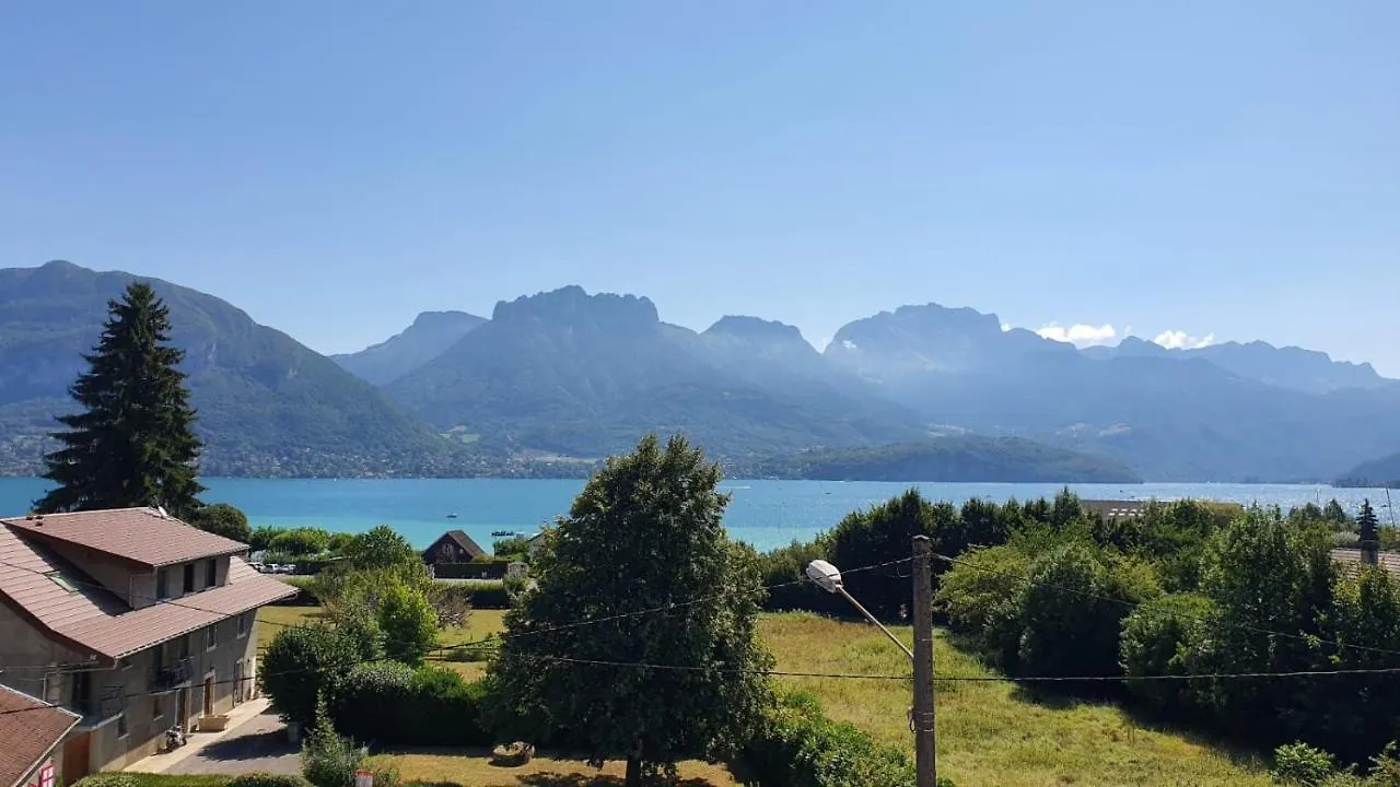 Charmant Duplex Face Au Lac Sévrier Frankrike